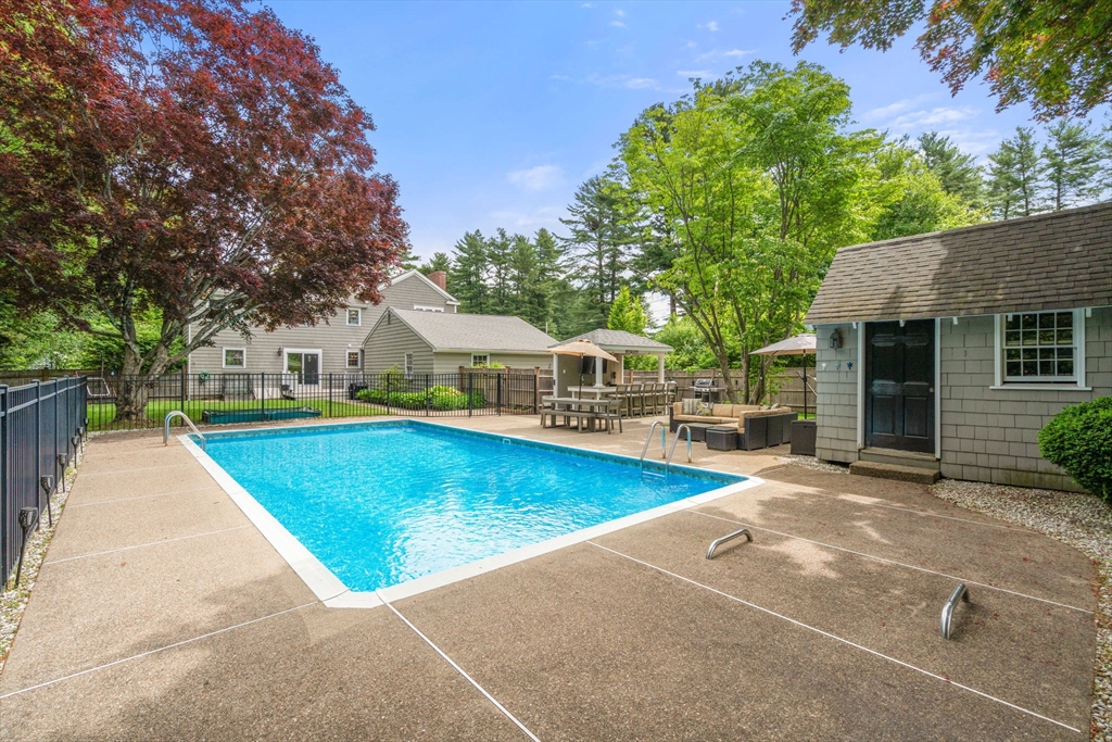35 Marlyn Road Medfield, MA 02052 - Photo 27 of 39
