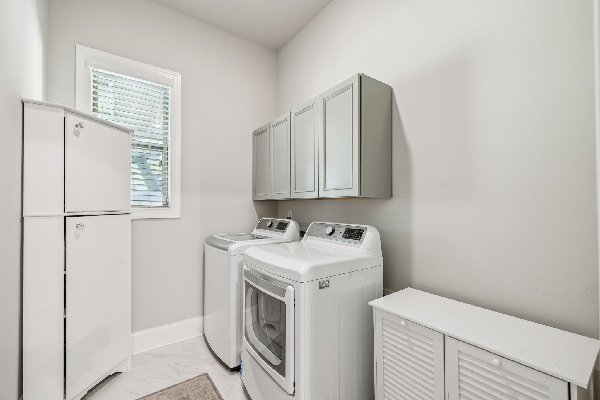 737 Alameda Avenue Nolensville, TN 37135 - Photo 23 of 55 a bathroom with a sink toilet and mirror