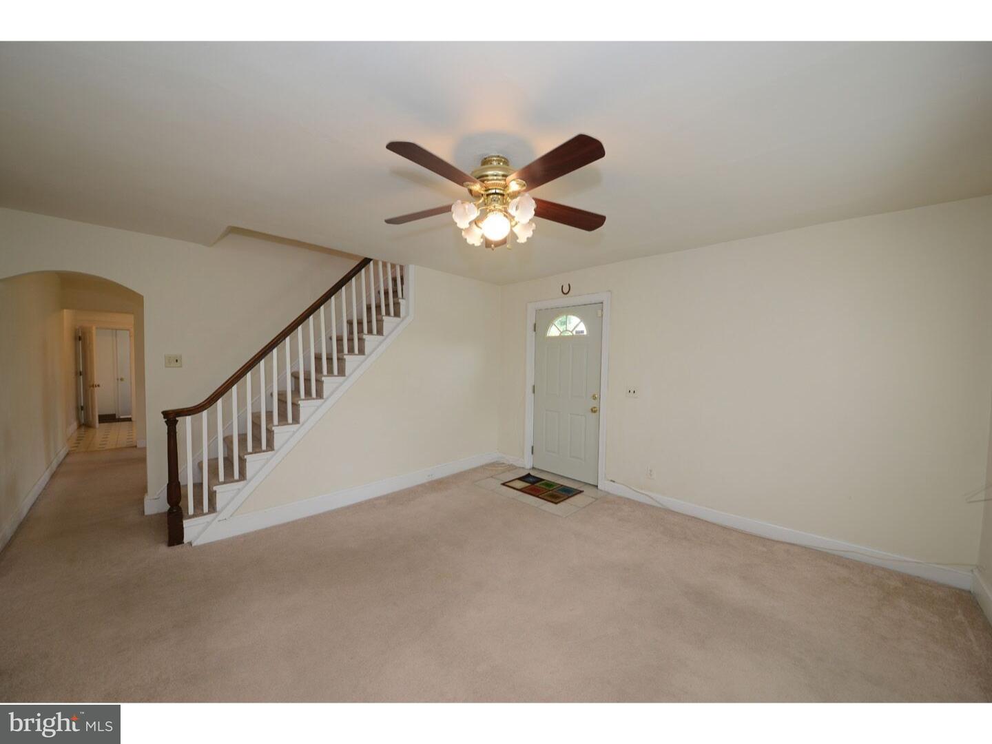 316 Highland Road Cheltenham, PA 19012 - Photo 10 of 24 Living Room
