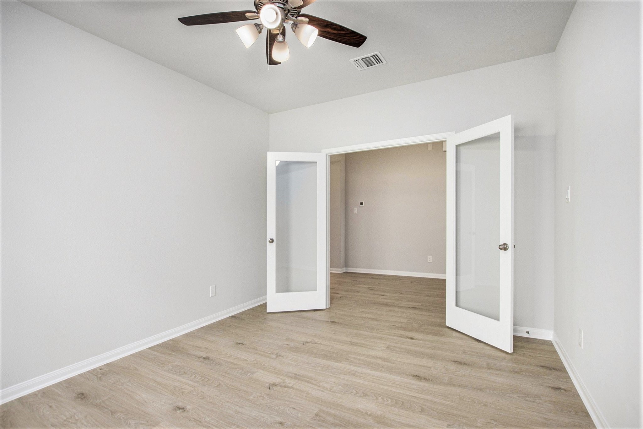 4337 Ellison Street Bay City, TX 77414 - Photo 8 of 34