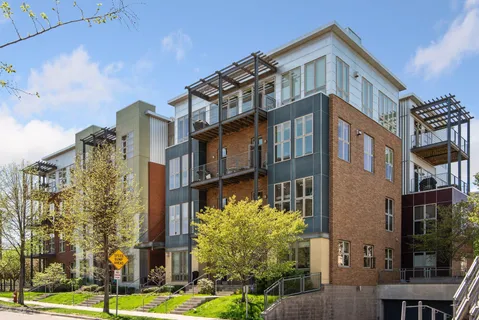 $369,500 | 2840 Bryant Avenue South, Unit E303, Minneapolis, MN 55408
