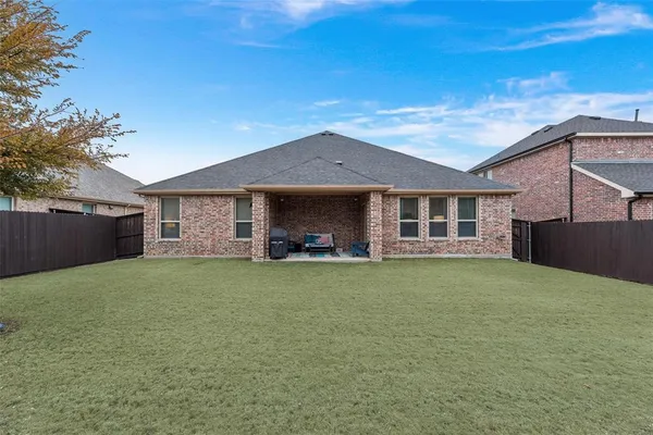 $2,750 | 1313 Benavites Drive, Little Elm, TX 75068