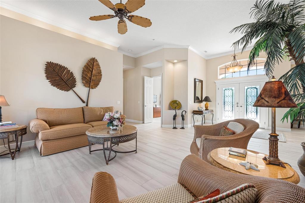 433 Tremingham Way Venice, FL 34293 - Photo 11 of 95