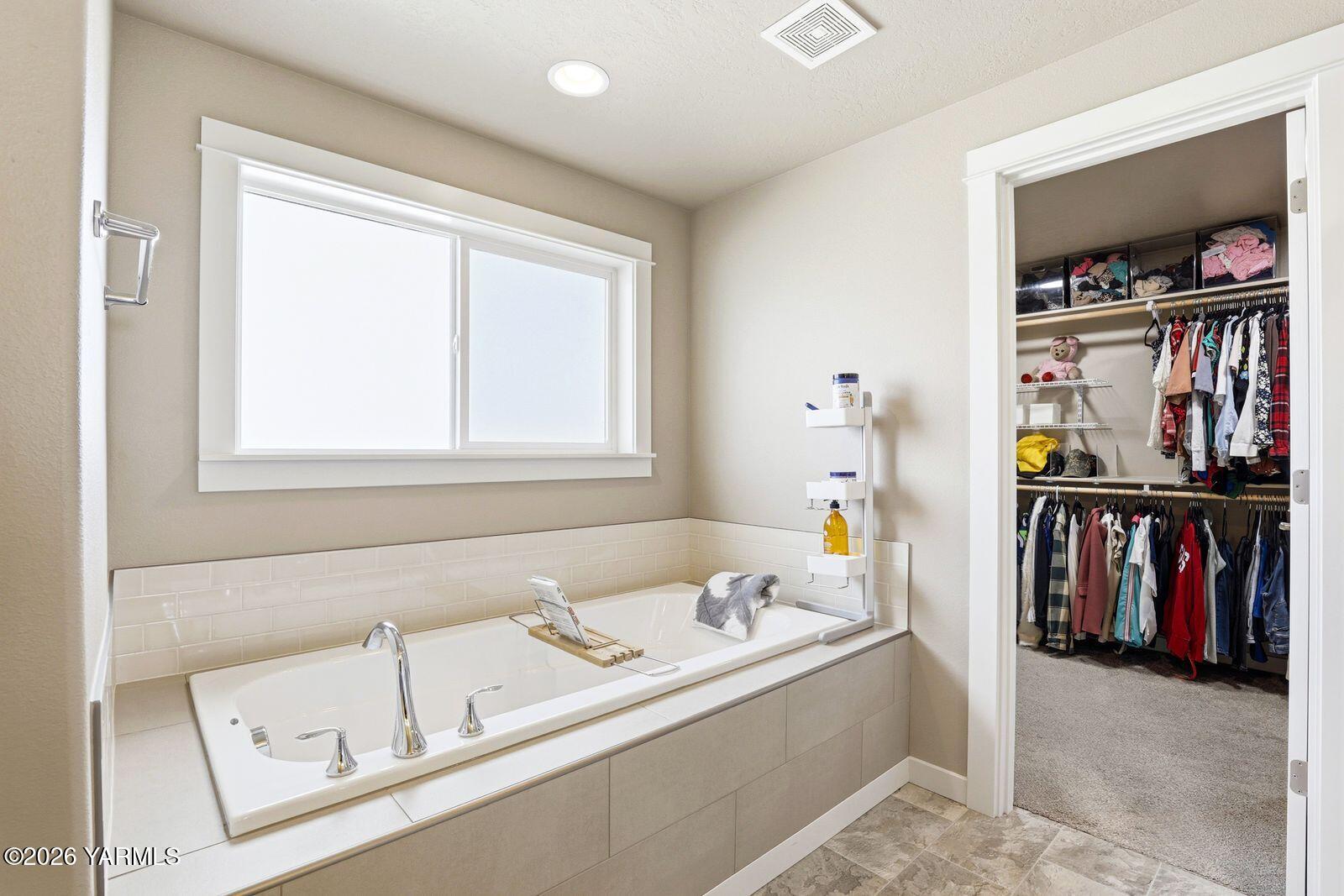 6105 Occidental Road Yakima, WA 98903 - Photo 16 of 25 6105 Occidental Rd_027