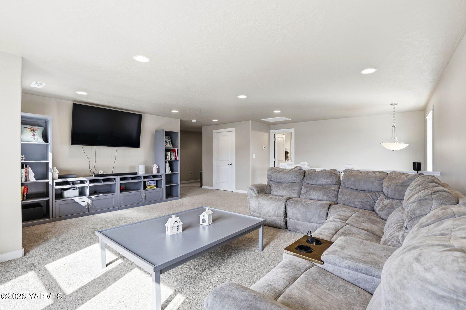 6105 Occidental Road Yakima, WA 98903 - Photo 10 of 25 6105 Occidental Rd_021