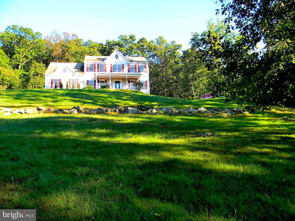 9741 Crest Hill Road Marshall, VA 20115 - Photo 3 of 30 Exterior (Front)
