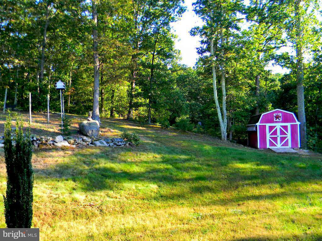 9741 Crest Hill Road Marshall, VA 20115 - Photo 25 of 30 Exterior (Front)