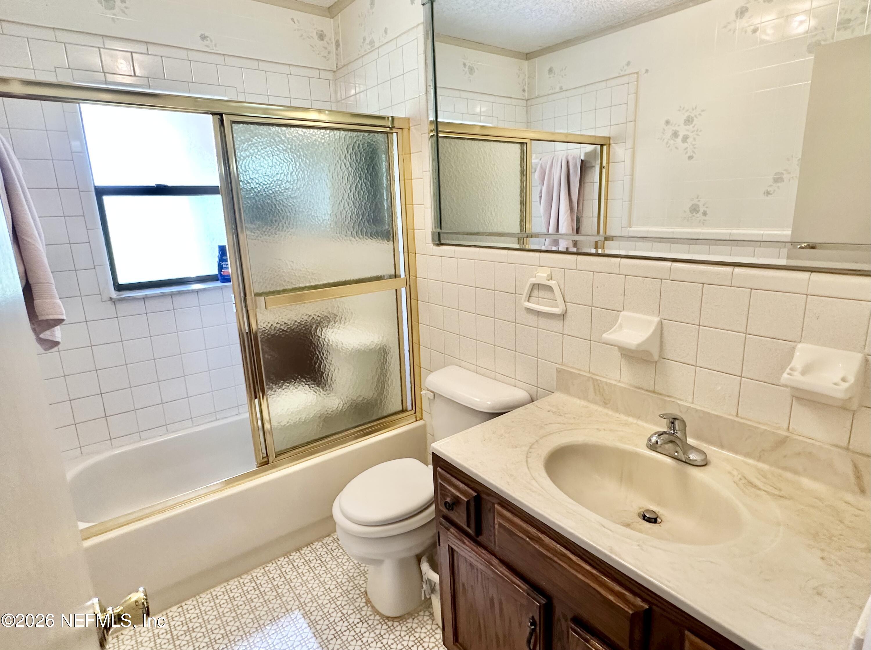 29845 Mulberry Landing Road Hilliard, FL 32046 - Photo 12 of 16 Bathroom