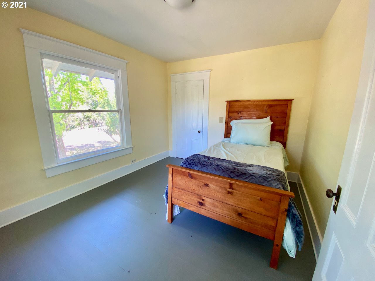 8820 Lookingglass Road Roseburg, OR 97471 - Photo 14 of 28 Gallery Image 14