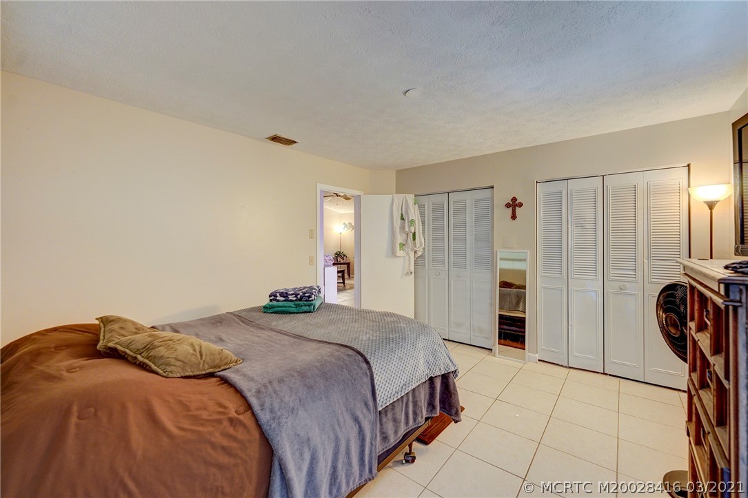 4597 Southeast Marie Way Stuart, FL 34997 - Photo 25 of 37 Gallery Image 25