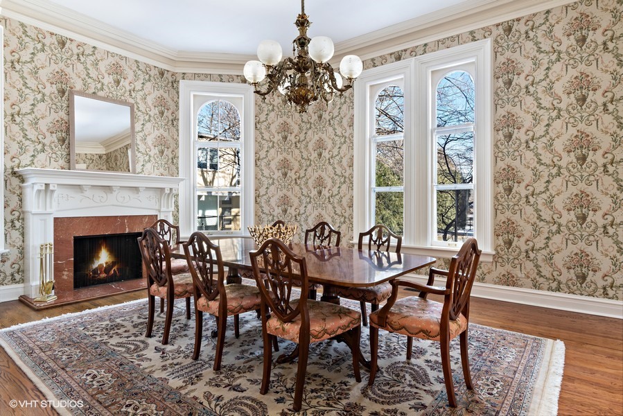750 Glencoe Drive Glencoe, IL 60022 - Photo 6 of 26 a view of a dining room with furniture window and wooden floor