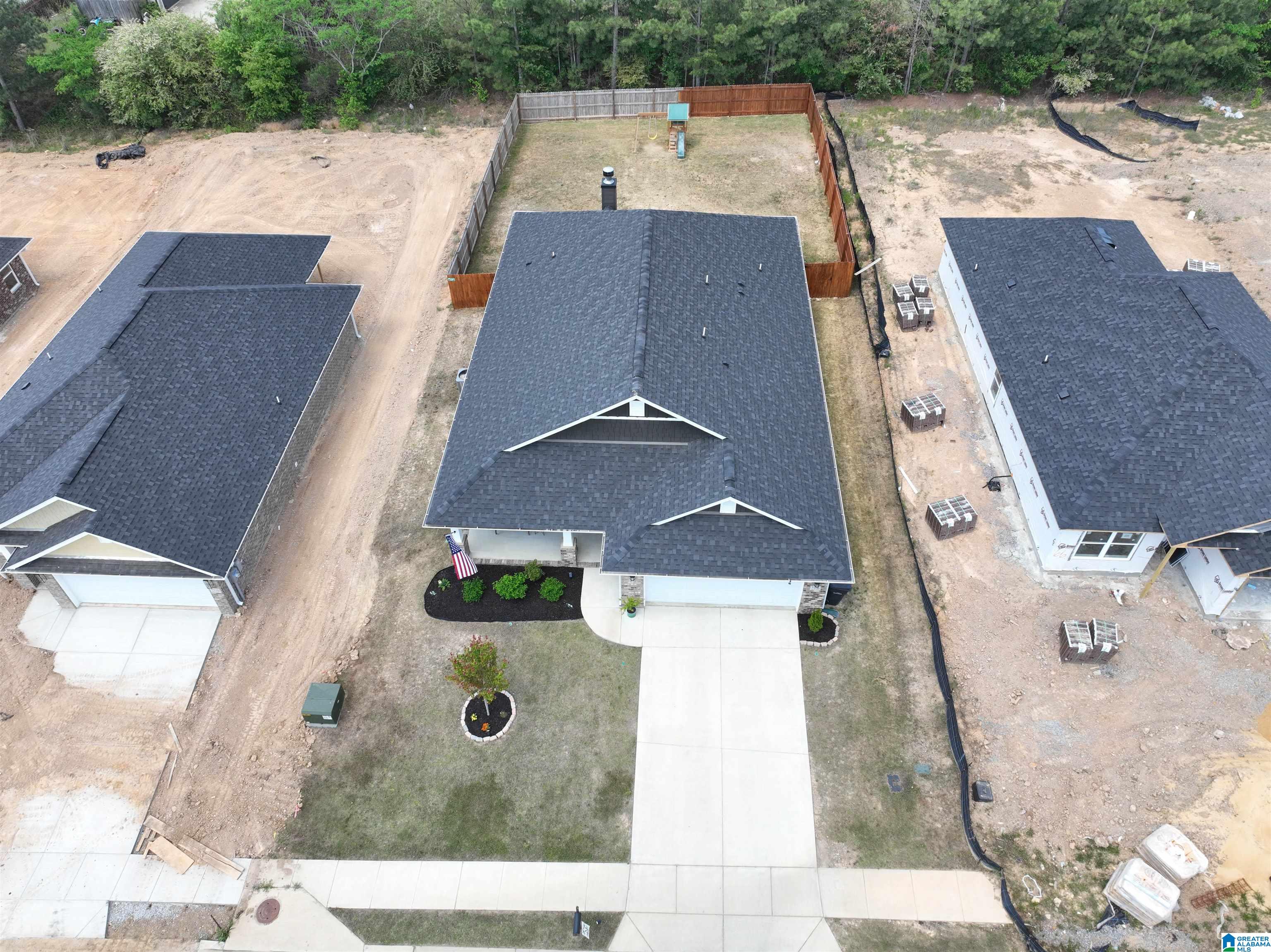 2106 Turquoise Lane Calera, AL 35040 - Photo 9 of 59