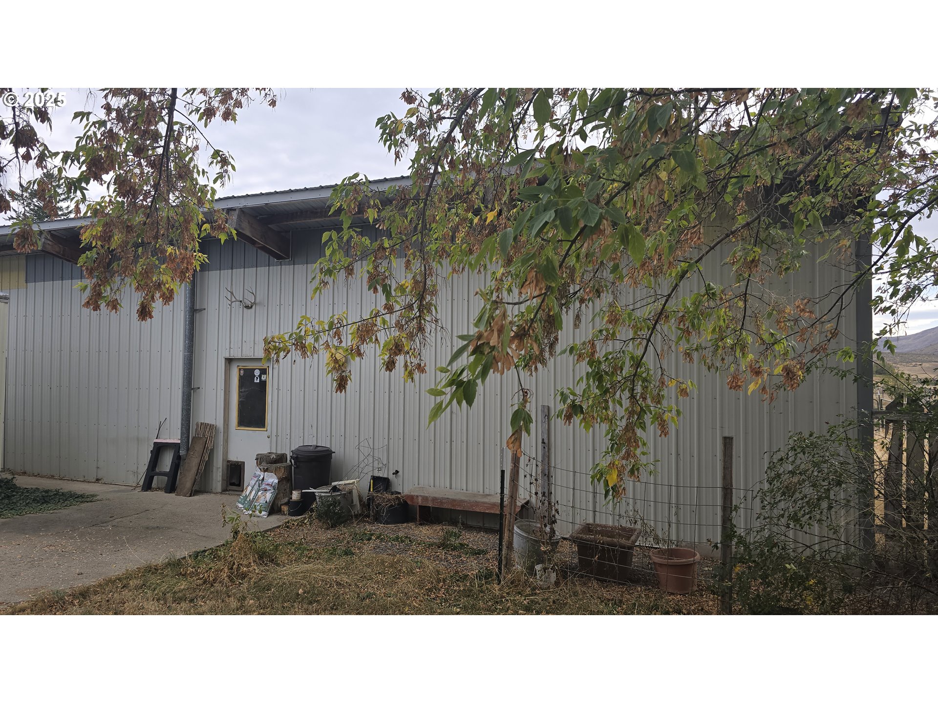 610 East Fulton Street Union, OR 97883 - Photo 18 of 27 a black and white photo of a house