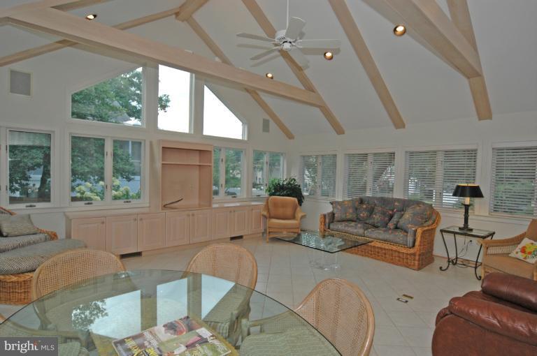 5634 Oldchester Road Bethesda, MD 20814 - Photo 4 of 28 Great Room