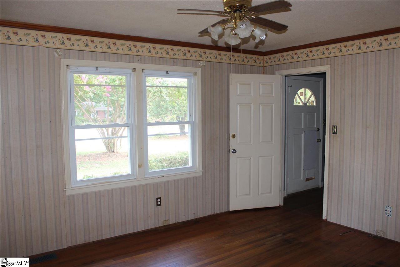 206 Hammett Bridge Road Greer, SC 29650 - Photo 11 of 11 Gallery Image 11
