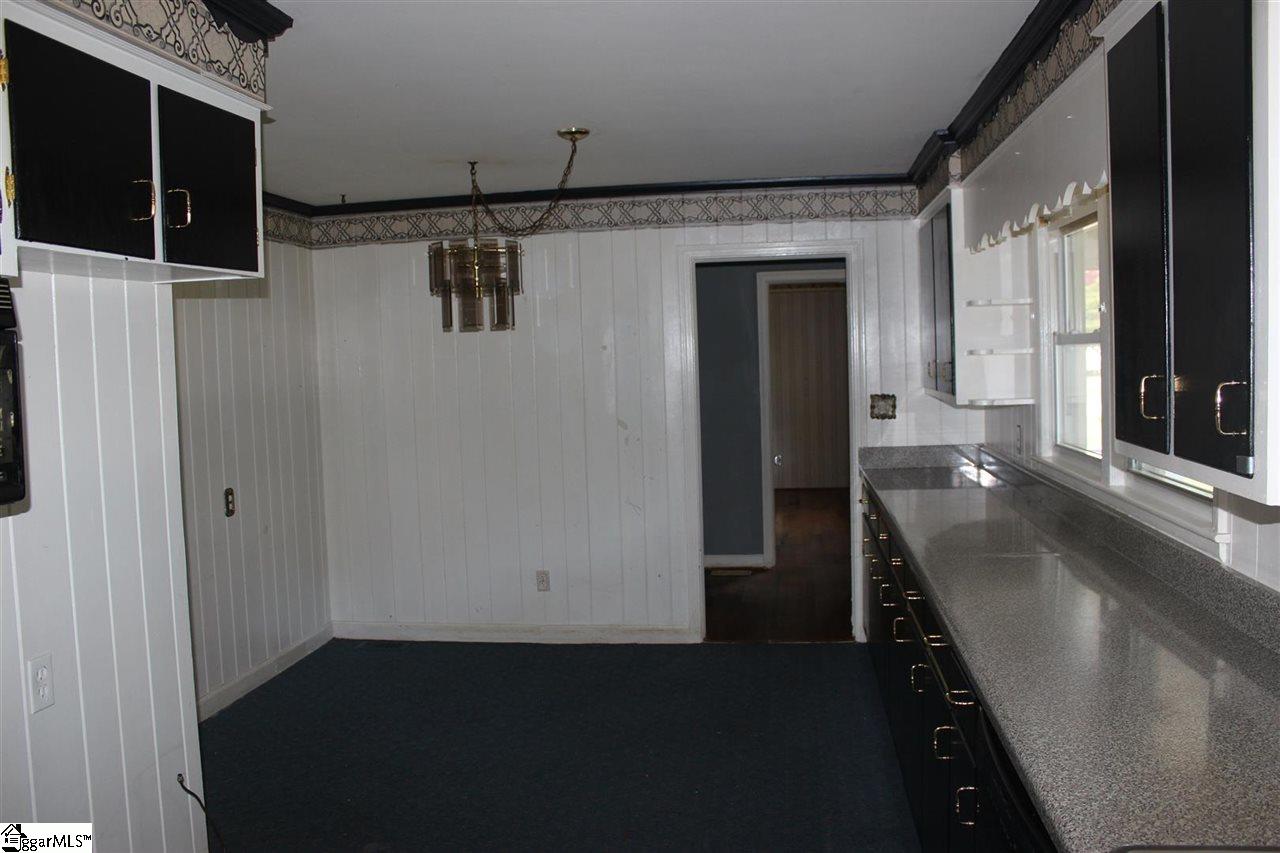 206 Hammett Bridge Road Greer, SC 29650 - Photo 7 of 11 Gallery Image 7