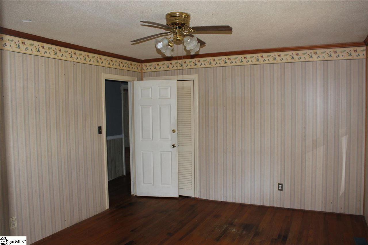 206 Hammett Bridge Road Greer, SC 29650 - Photo 8 of 11 Gallery Image 8