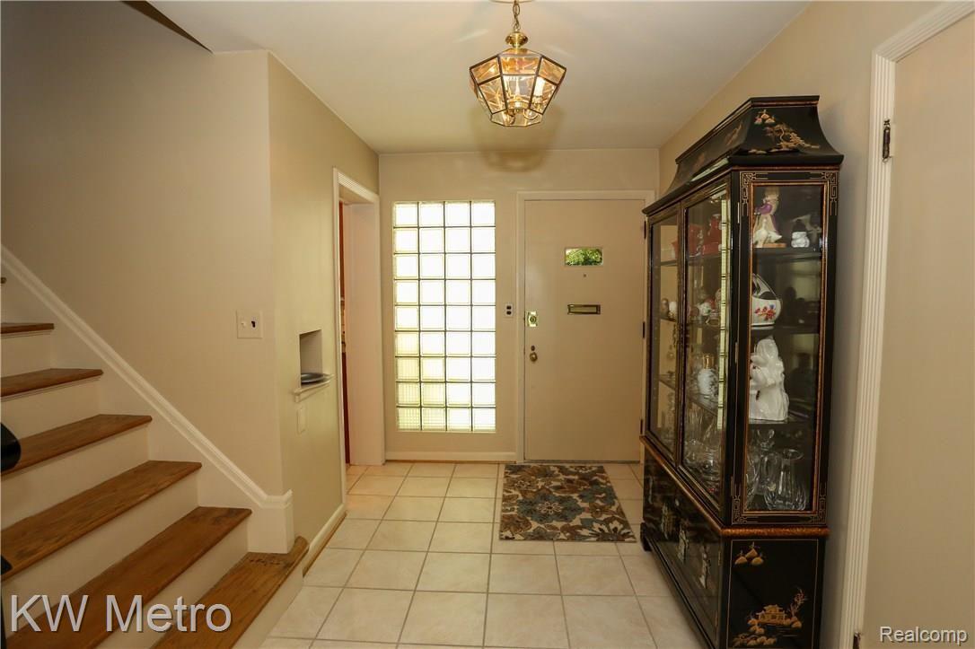 4032 Wakefield Road Berkley, MI 48072 - Photo 20 of 35 Wakefield-20.jpg
