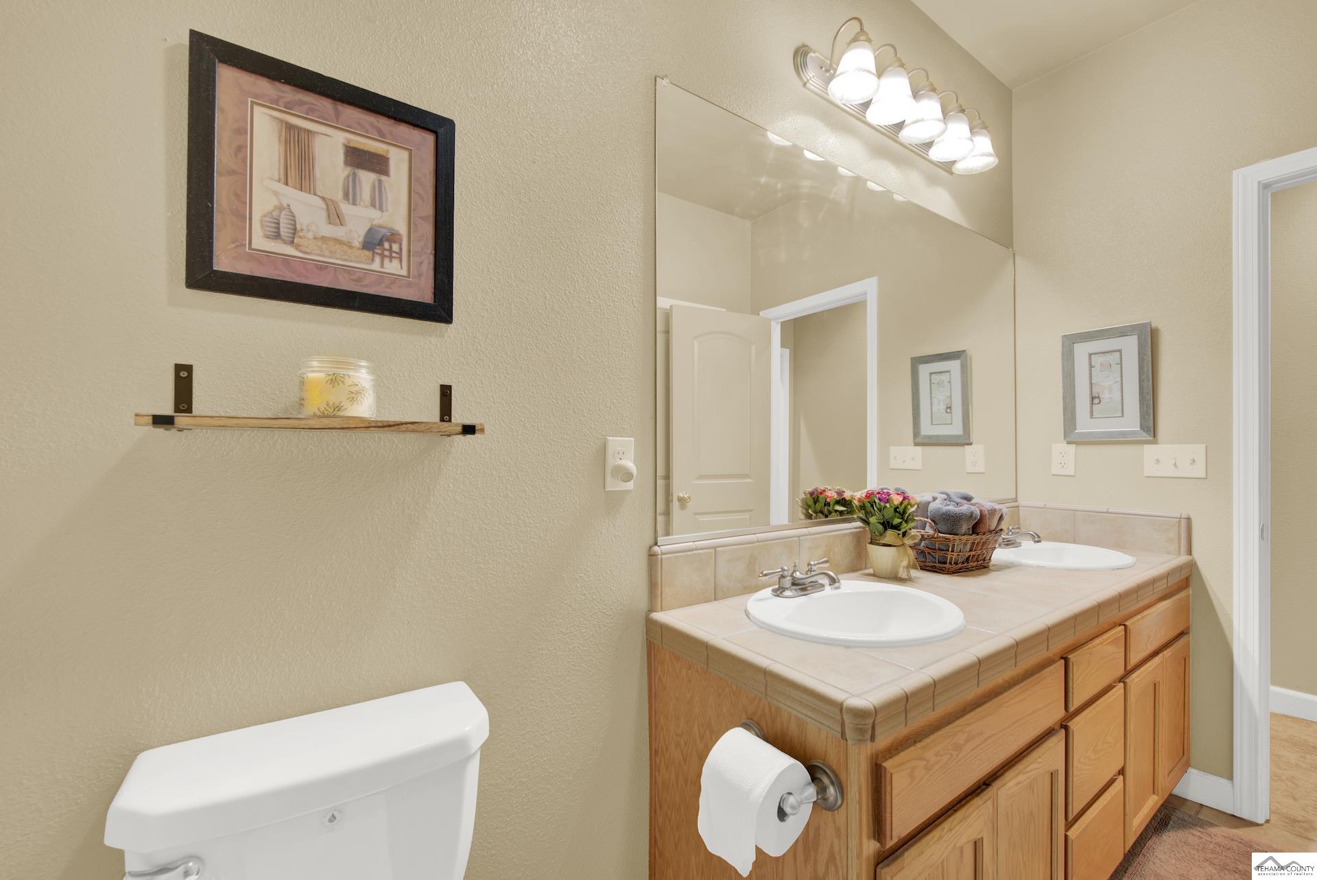 519 Fairview Avenue Corning, CA 96021 - Photo 48 of 75