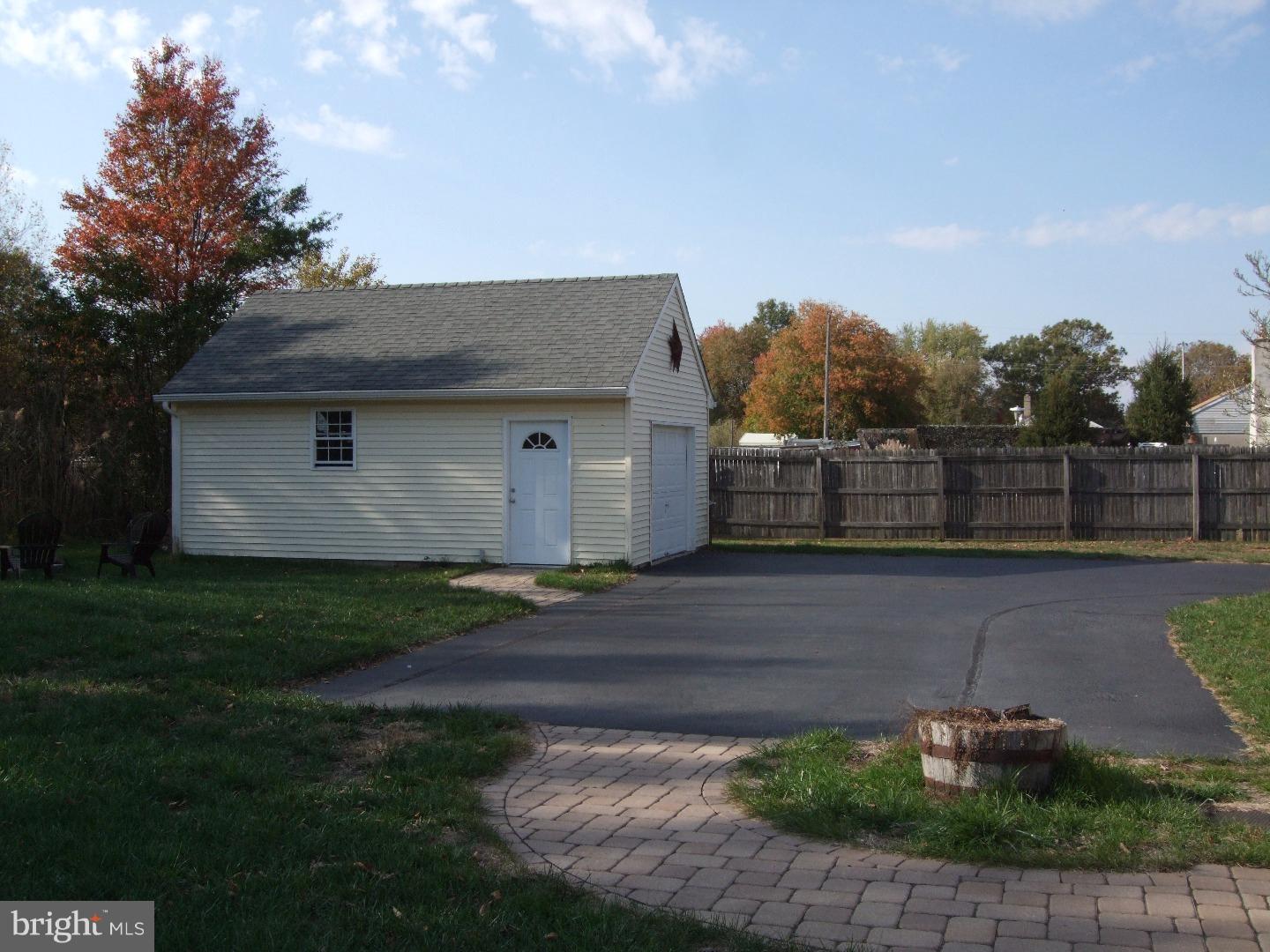 418 Magnolia Road Pemberton, NJ 08068 - Photo 9 of 25