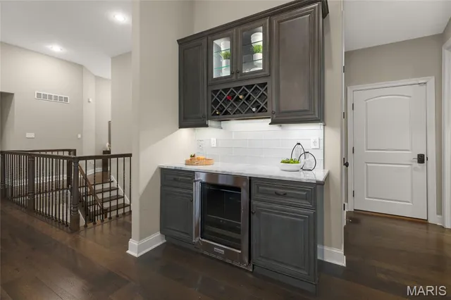 $800,000 | 14422 Rue De Gascony, Chesterfield, MO 63017