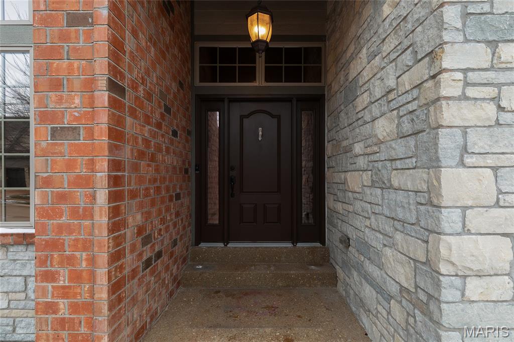 14422 Rue De Gascony Chesterfield, MO 63017 - Photo 2 of 38