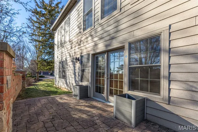 $800,000 | 14422 Rue De Gascony, Chesterfield, MO 63017