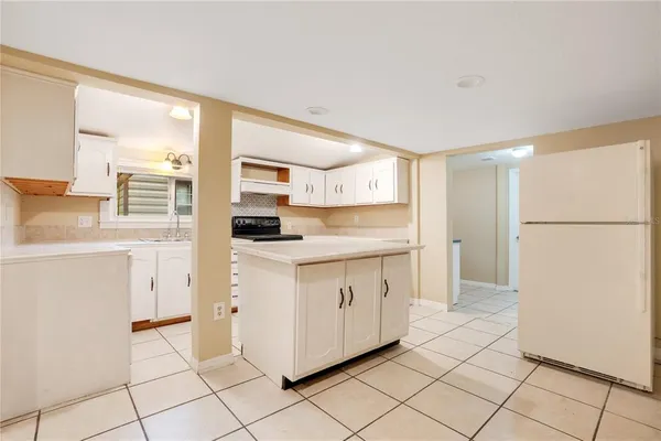 $1,700 | 38341 Palm Grove Drive, Zephyrhills, FL 33542
