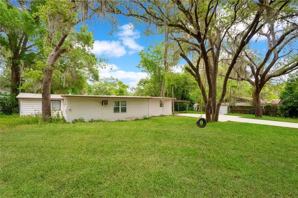 $1,700 | 38341 Palm Grove Drive, Zephyrhills, FL 33542