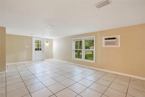 $1,700 | 38341 Palm Grove Drive, Zephyrhills, FL 33542