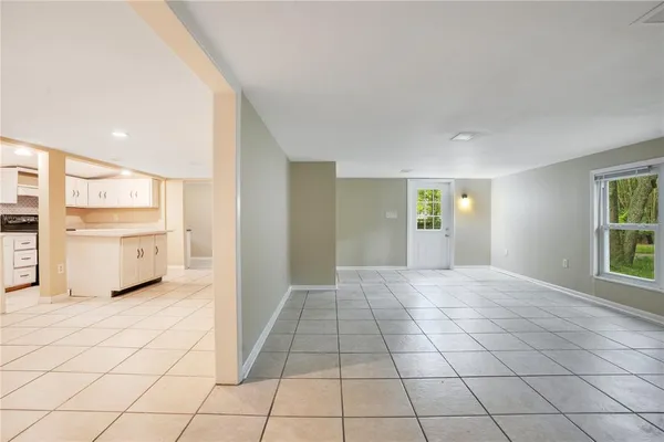 $1,700 | 38341 Palm Grove Drive, Zephyrhills, FL 33542