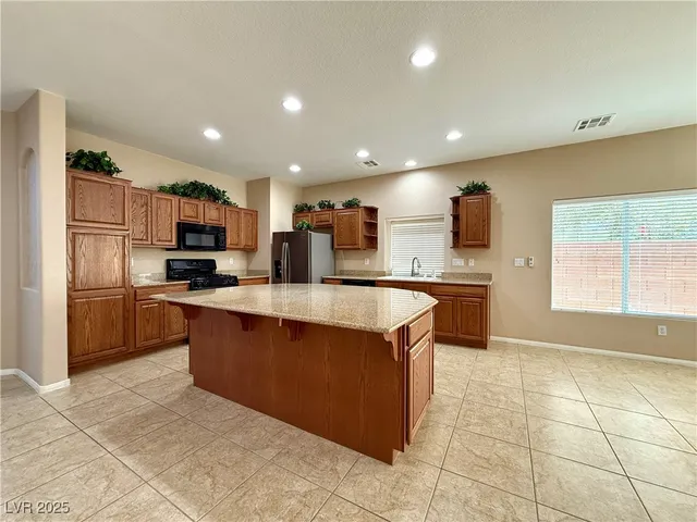 $2,380 | 6031 Lamotte Avenue, Las Vegas, NV 89141