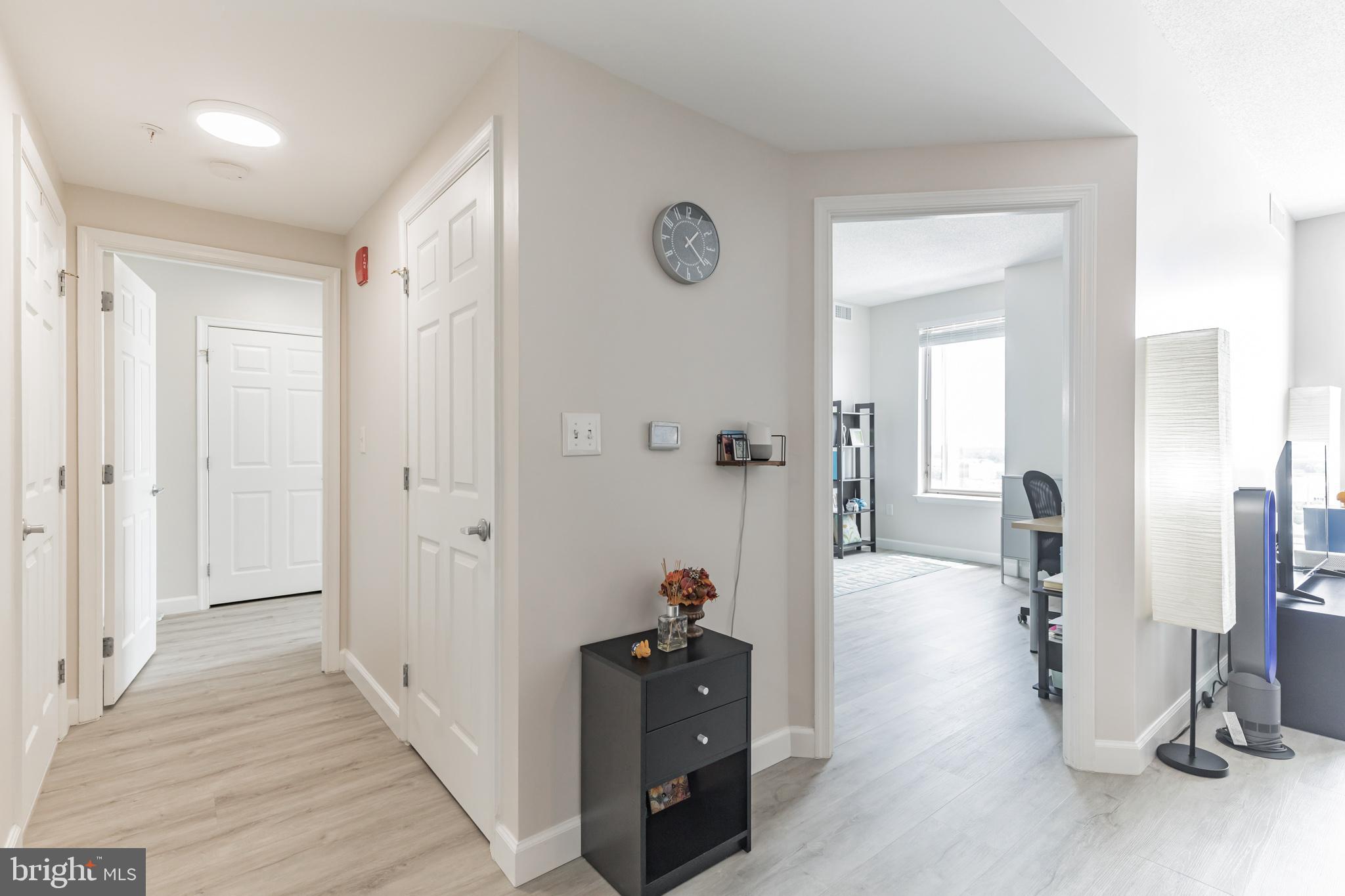 2726 Gallows Road, Unit 1505 Vienna, VA 22180 - Photo 24 of 33
