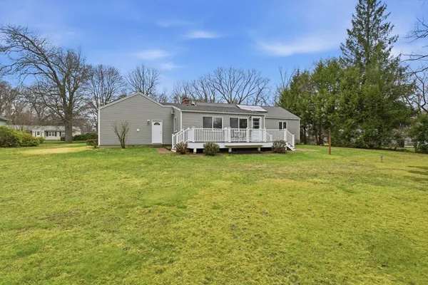 a view of a house with a big yard