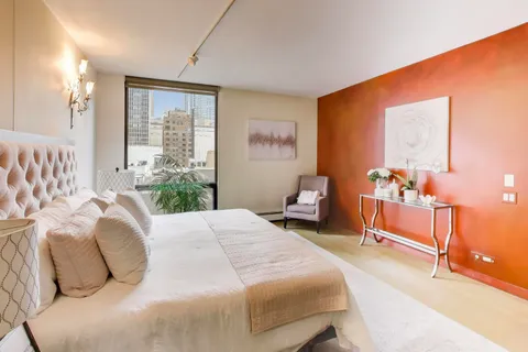 $495,000 | 100 East Bellevue Place, Unit 7C, Chicago, IL 60611