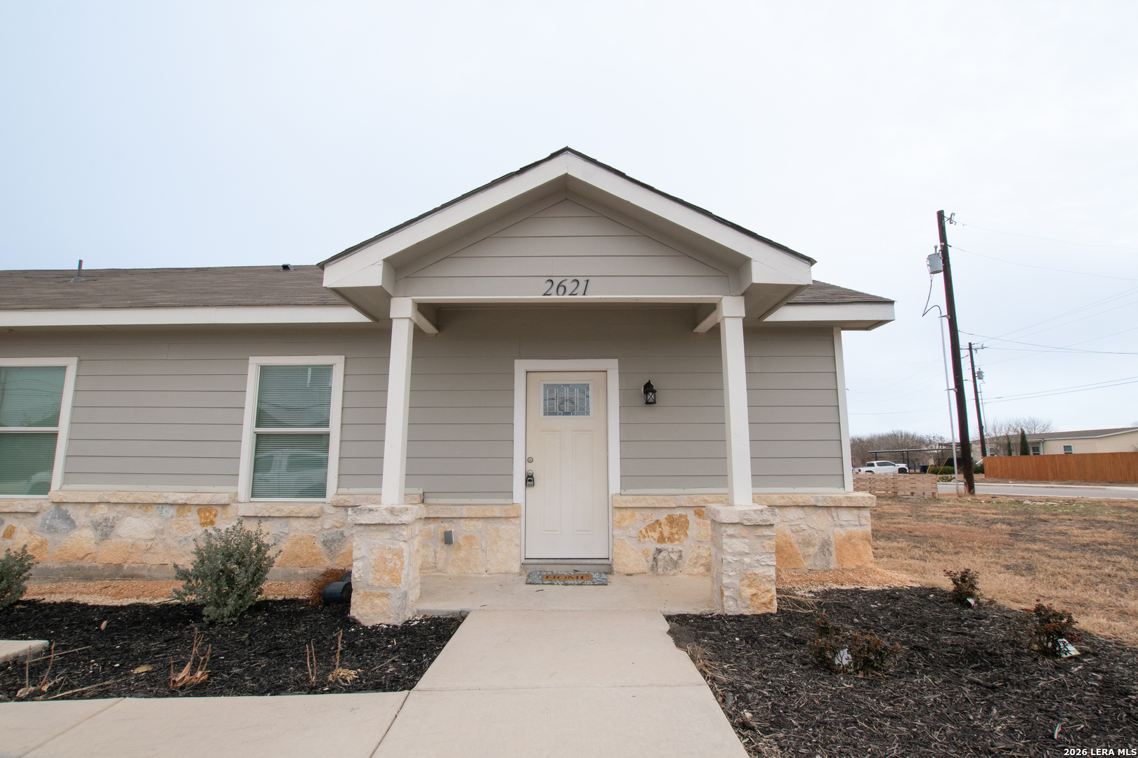2621 Pahmeyer Road New Braunfels, TX 78130 - Photo 8 of 28 a front view of a house with garden