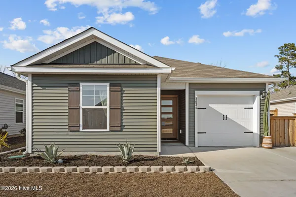 $415,000 | 2026 Course Lane, Surf City, NC 28445