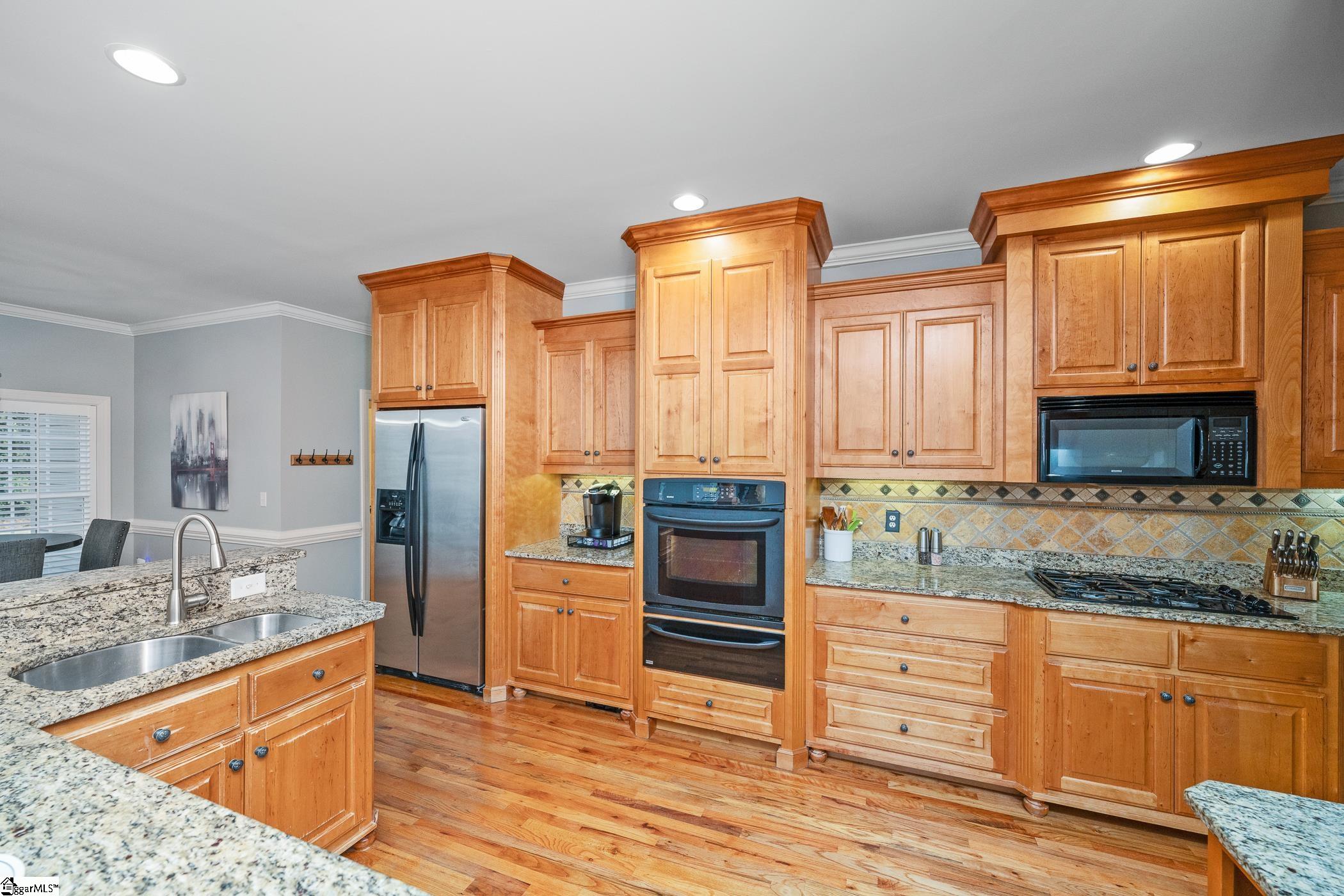 127 Warren Drive Easley, SC 29640 - Photo 14 of 49