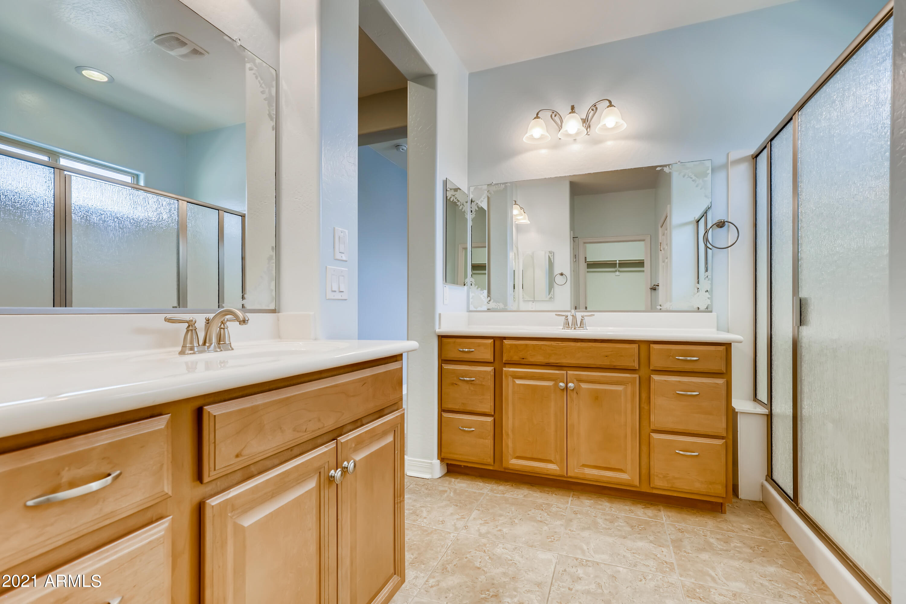 19698 North Flamingo Road Maricopa, AZ 85138 - Photo 20 of 33 19-833751987-45 Primary Bathroom