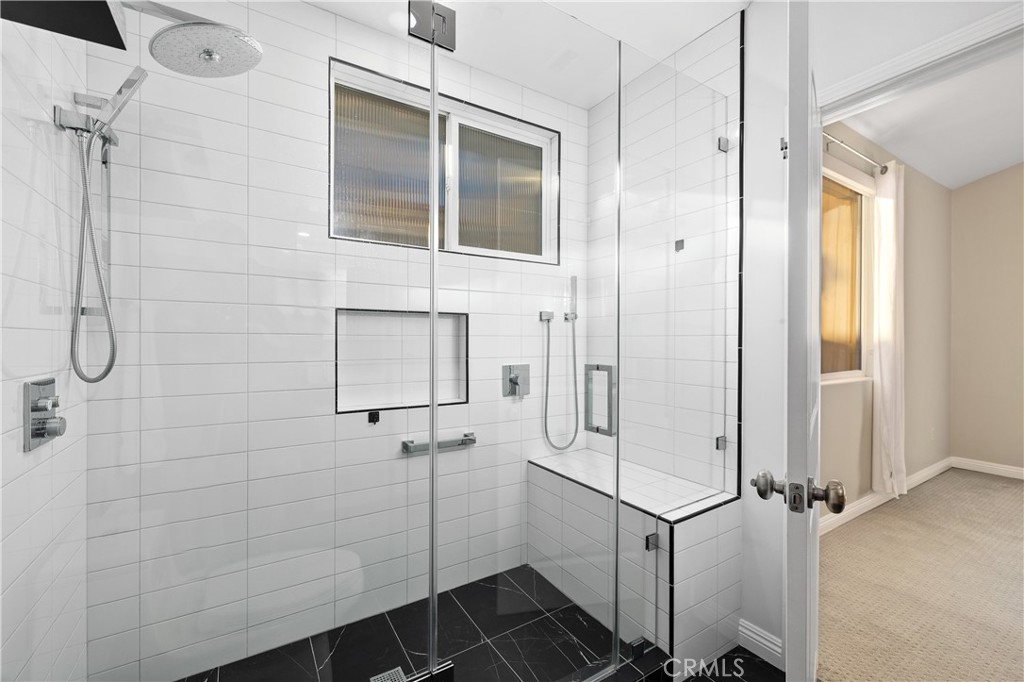 14535 Margate Street, Unit 13 Sherman Oaks, CA 91411 - Photo 11 of 22 a bathroom with a shower