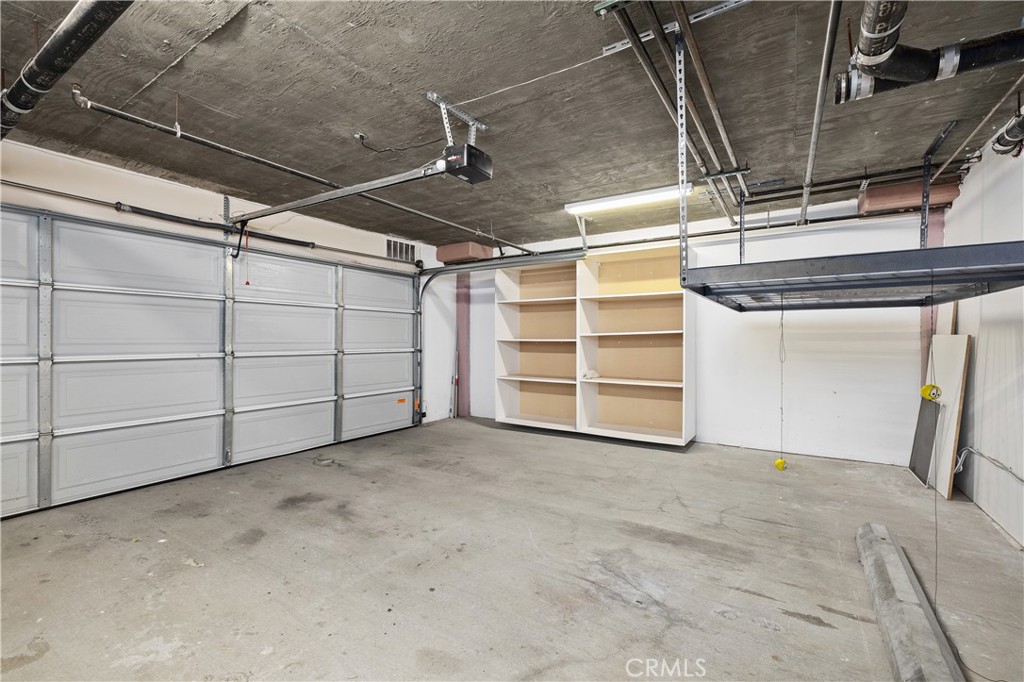 14535 Margate Street, Unit 13 Sherman Oaks, CA 91411 - Photo 19 of 22 a view of a room with an empty space