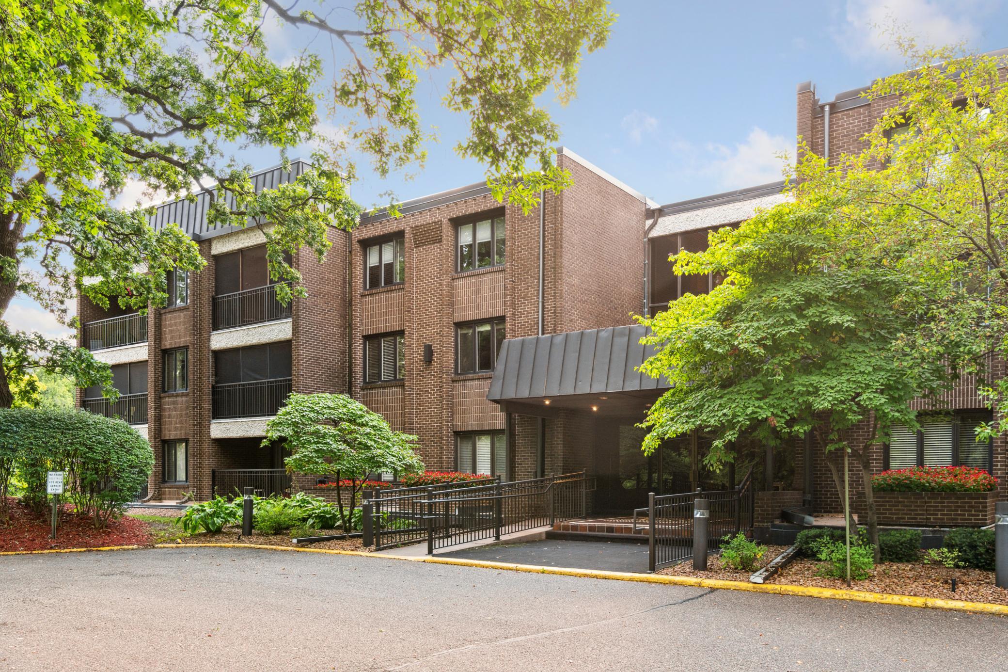 3412 Oak Ridge Road, Unit 211 Hopkins, MN 55305 - Photo 41 of 41