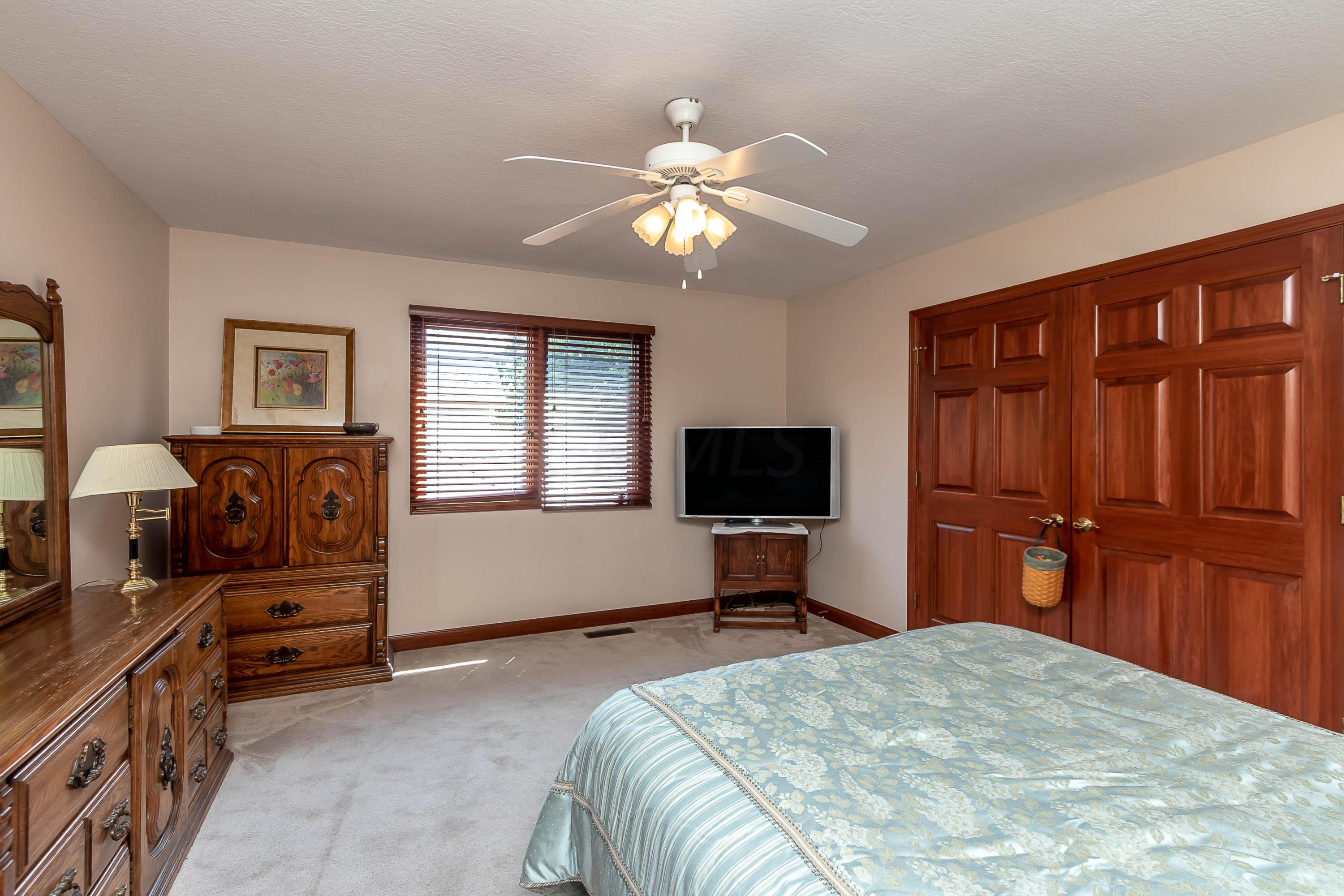 5112 Postlewaite Road Columbus, OH 43235 - Photo 30 of 54 Gallery Image 30