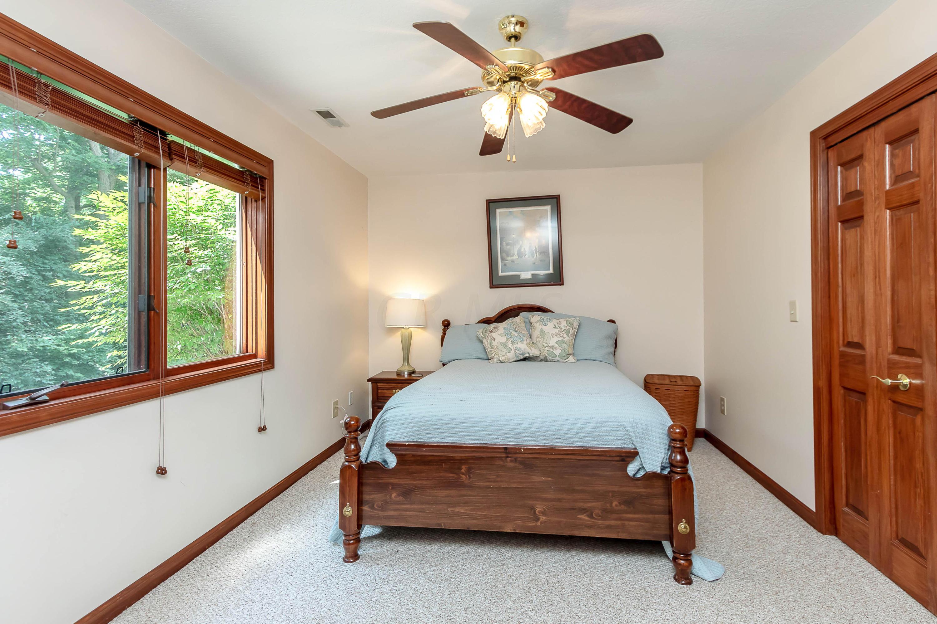 5112 Postlewaite Road Columbus, OH 43235 - Photo 39 of 54 Gallery Image 39