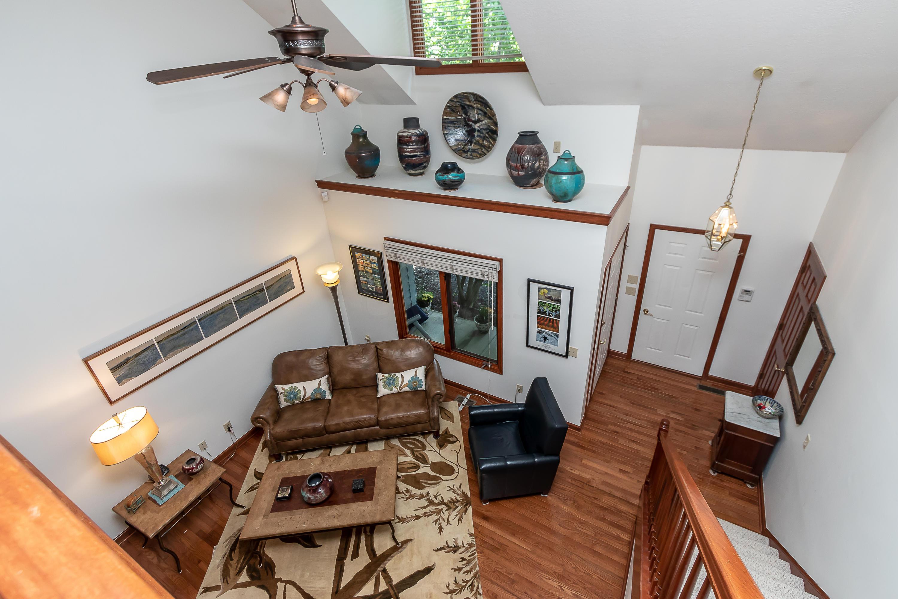 5112 Postlewaite Road Columbus, OH 43235 - Photo 5 of 54 Gallery Image 5