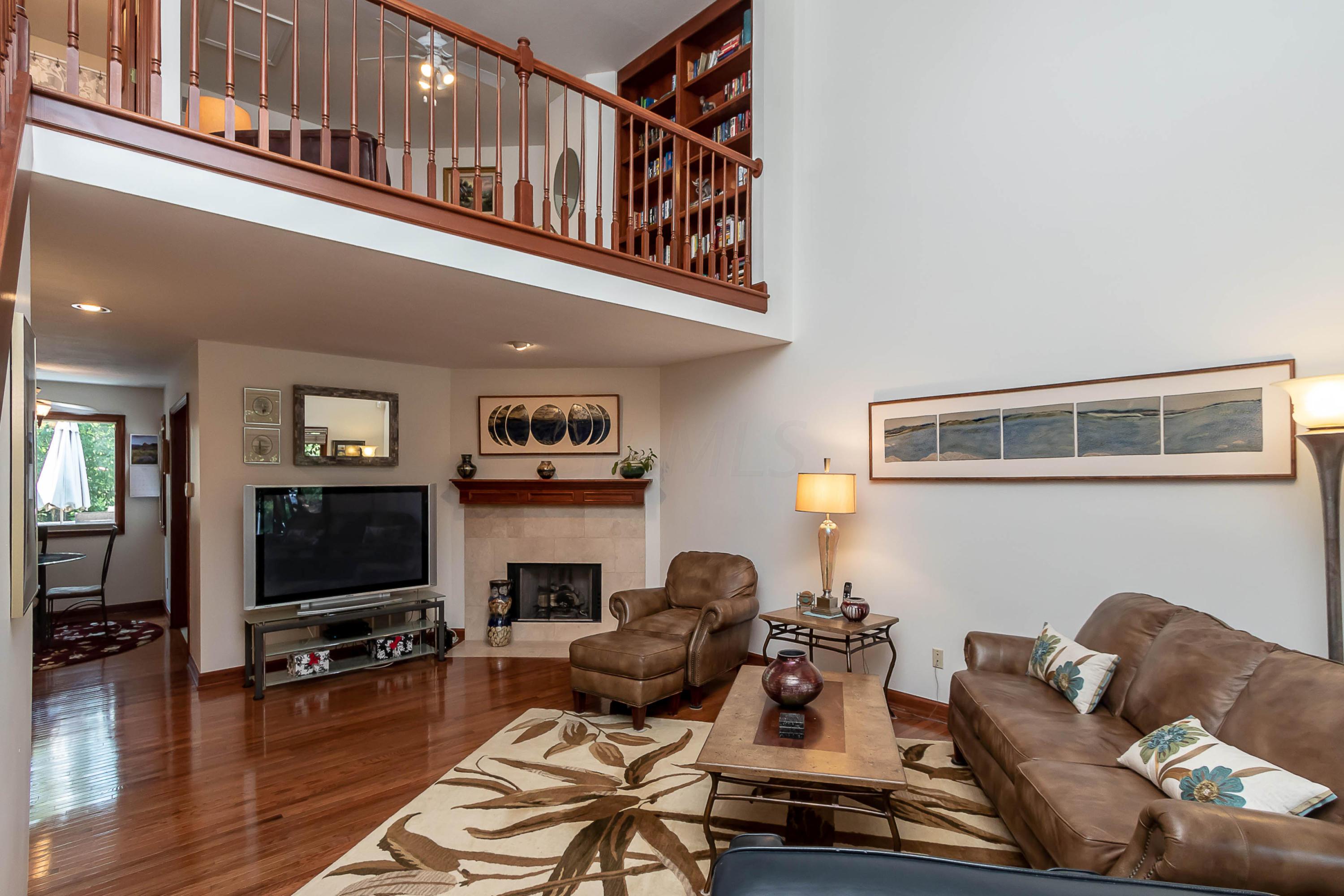5112 Postlewaite Road Columbus, OH 43235 - Photo 7 of 54 Gallery Image 7