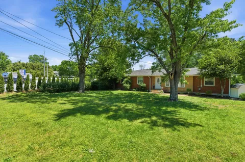 $349,900 | 101 Newport Drive, Old Hickory, TN 37138