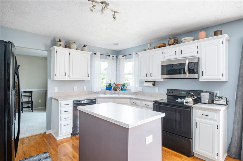 8964 Wooster Court Fishers, IN 46038 - Photo 14 of 26