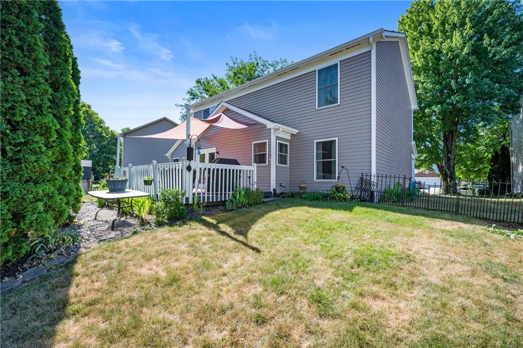 8964 Wooster Court Fishers, IN 46038 - Photo 6 of 26