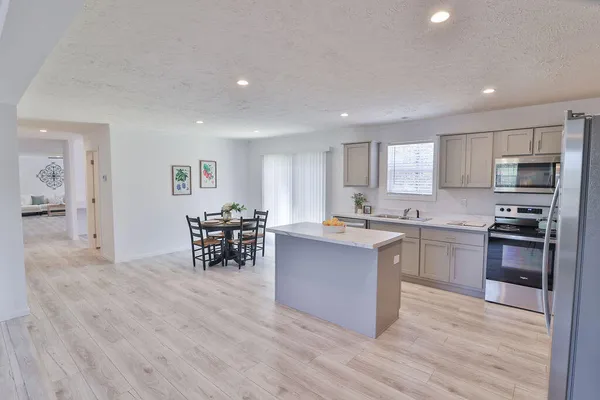 $475,000 | 291 Nelson Farm Lane, Cross, SC 29436